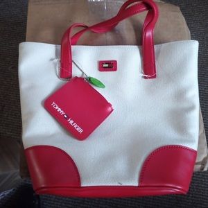 NWOT Tommy Hilfiger Red faux leather & canvas handbag  Sweet Apple fabric lining